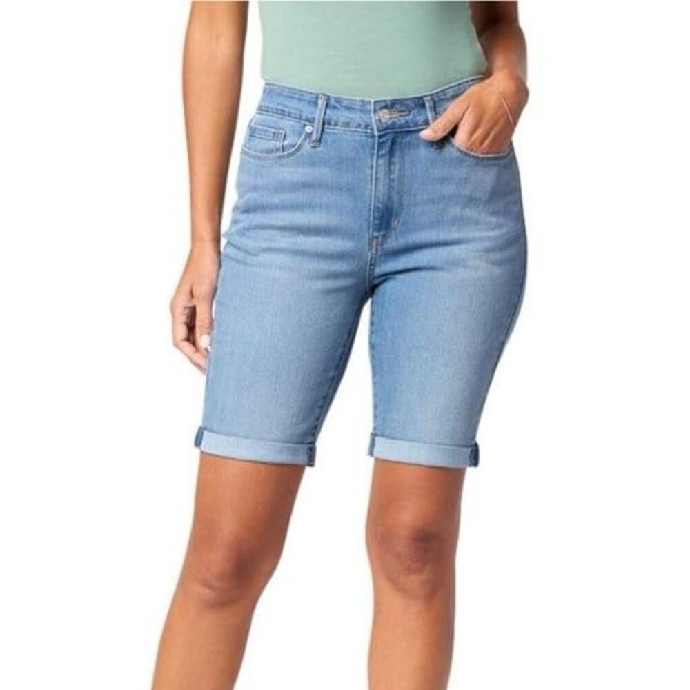 Levi Strauss Signature Gold Women's Mid-Rise Bermuda Shorts 16/33”